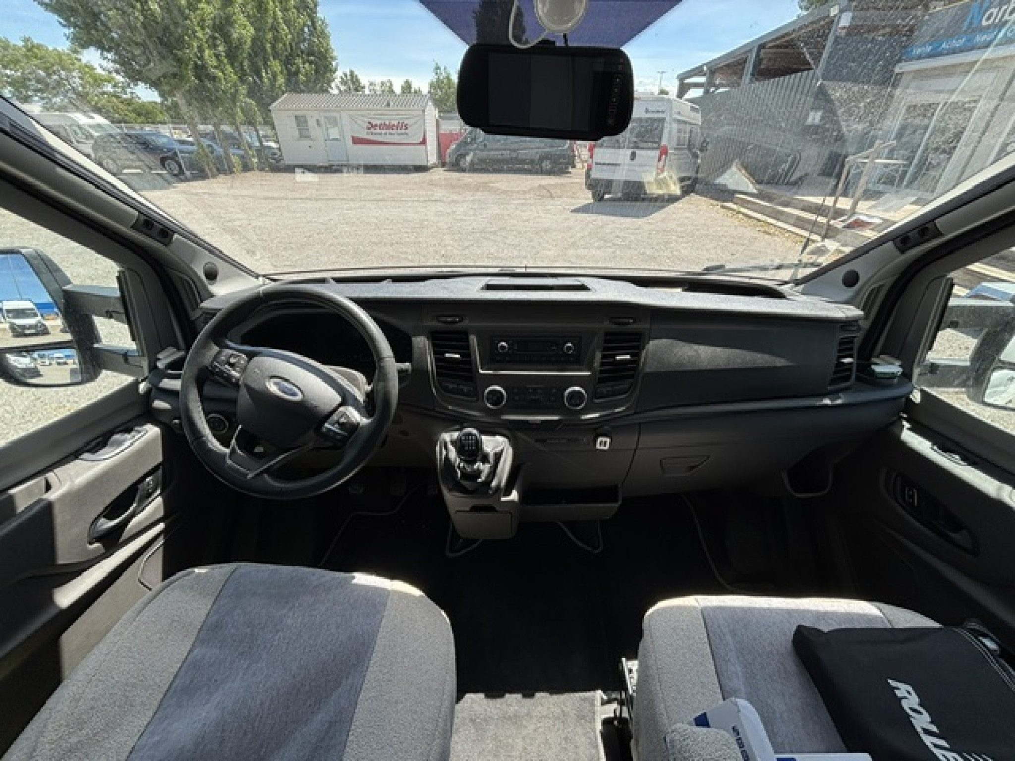 43961-03-2048.jpg