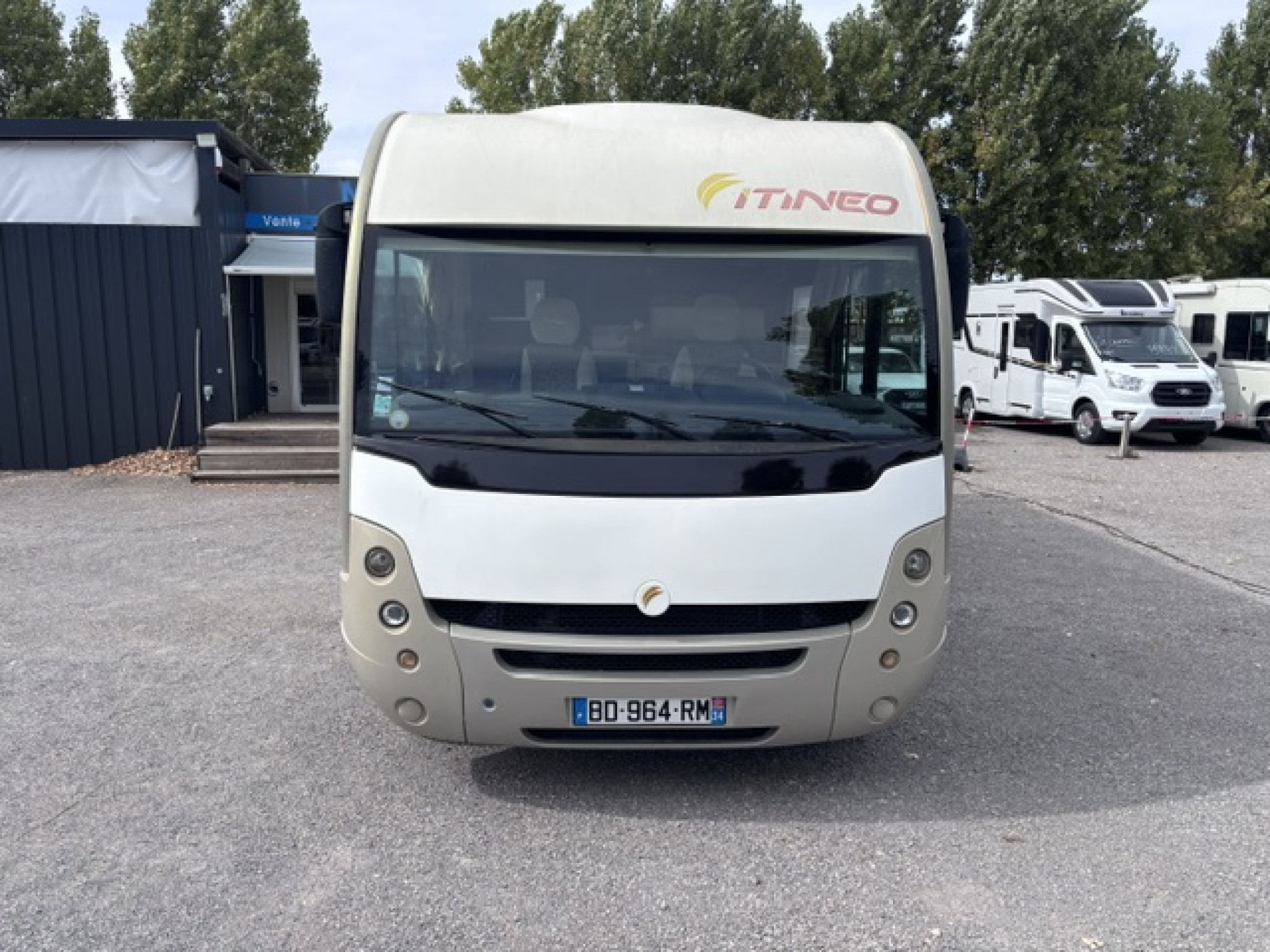 44018-07-2048.jpg