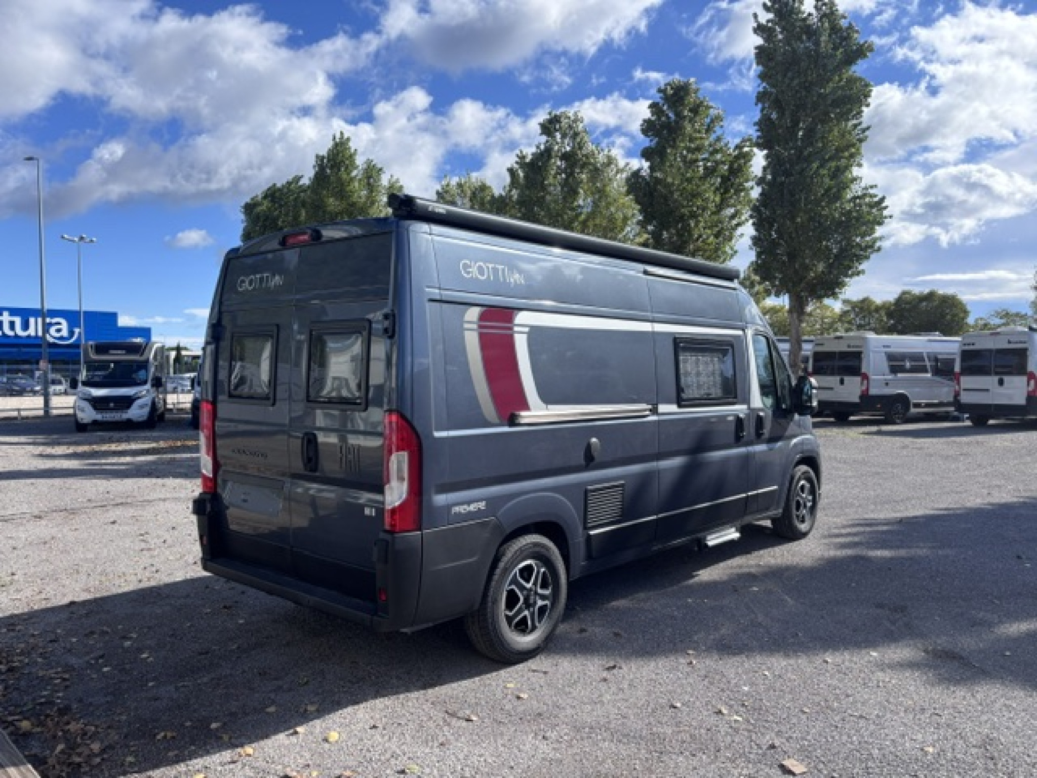 44030-02-2048.jpg