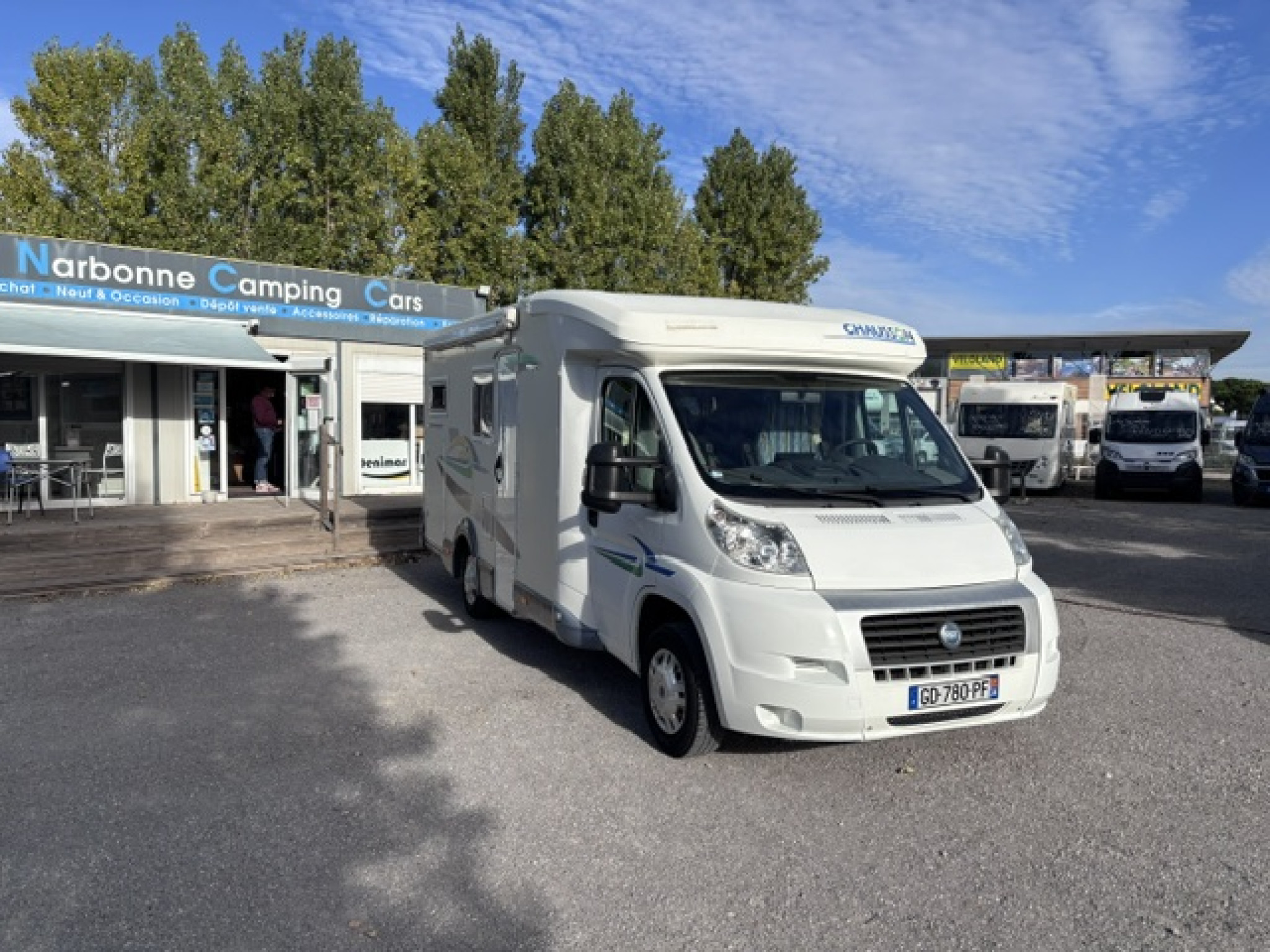 44050-00-2048.jpg